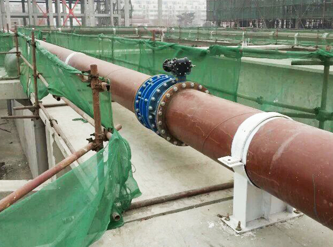 ��s������